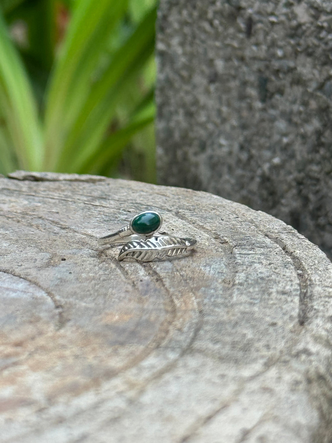 Bague ajustable pour femme en argent avec feuille et pierre Malachite